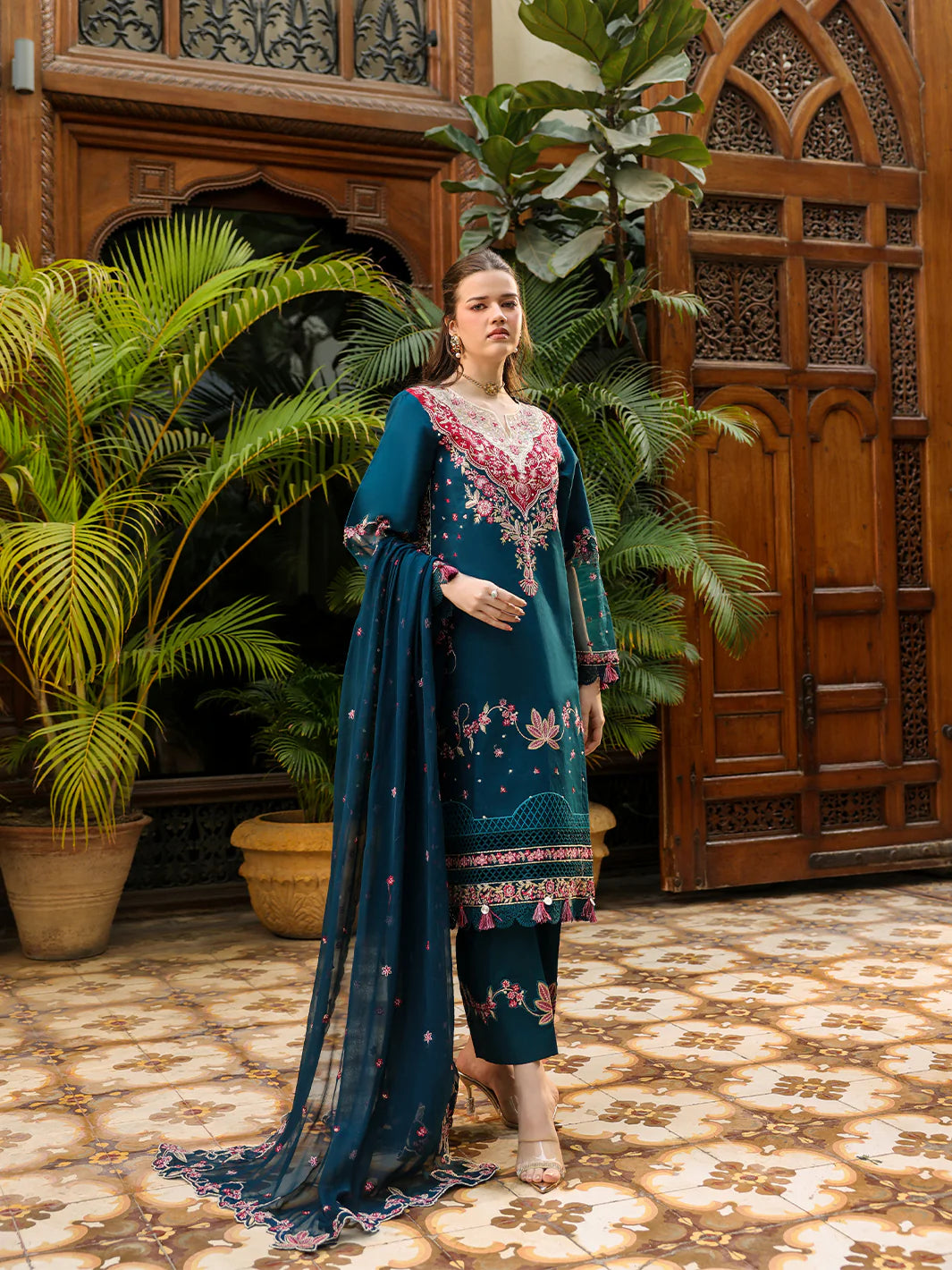SH-08 | SHANAYA LAWN 26 VOL 2 BY MAHNUR