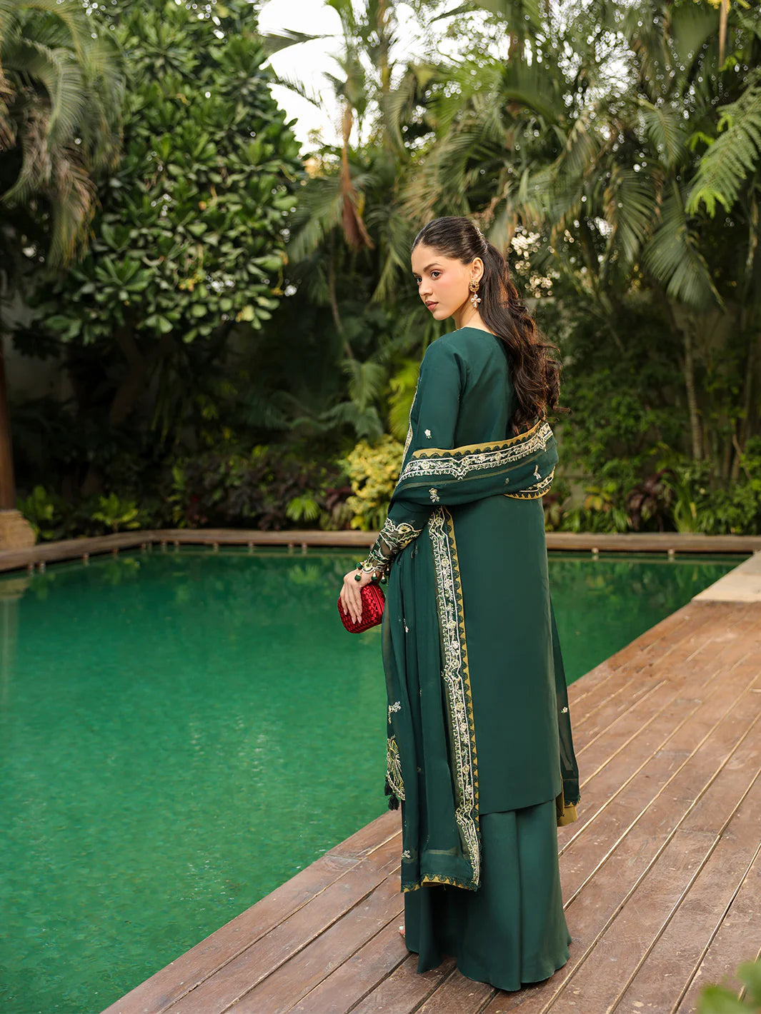 SH-13 | SHANAYA LAWN 26 VOL 2 BY MAHNUR