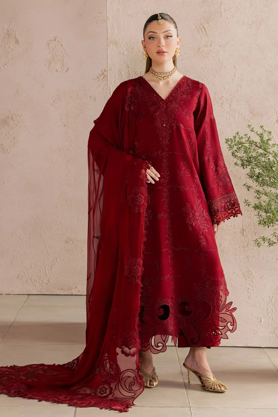 Nureh NE-274 – Luxury Embroidered Karandi 3 Piece Unstitched Suit | Chiffon Dupatta