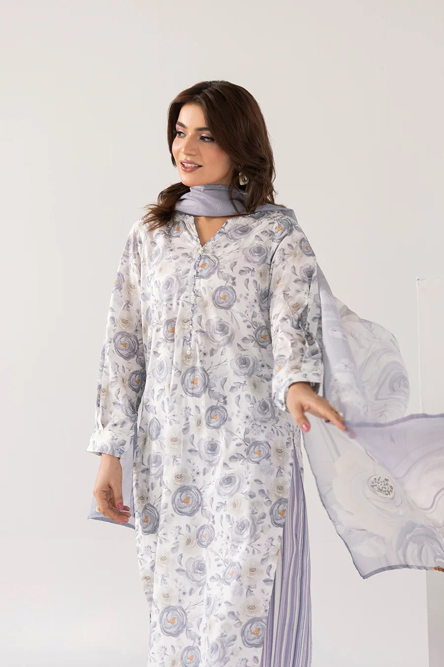Whispering - Printed Luxury Zeenat Pret(3Pcs)